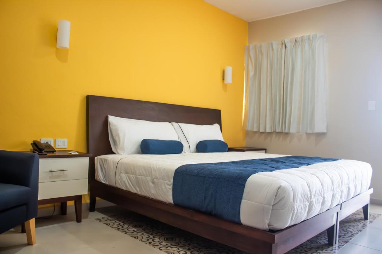 Hotel Las Monjas 梅里达 外观 照片