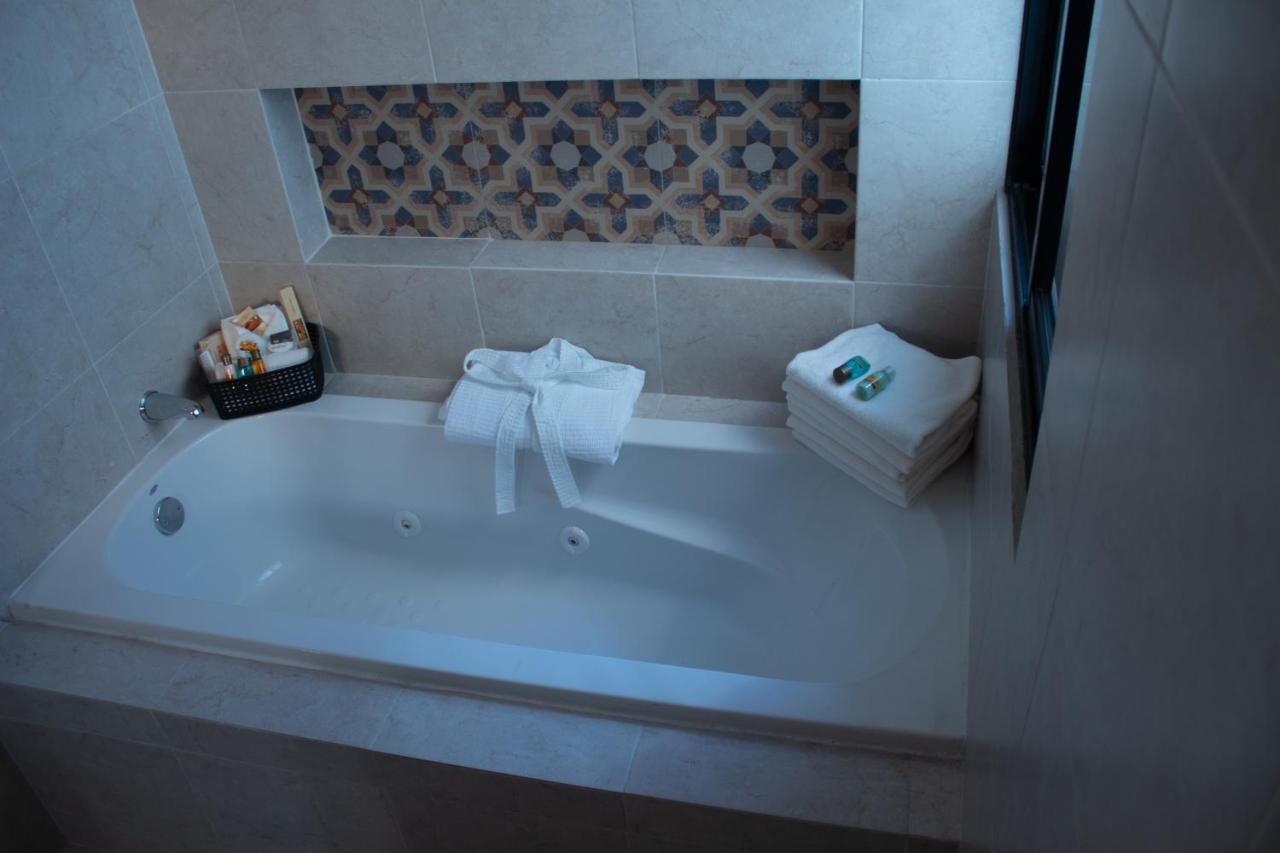Hotel Las Monjas 梅里达 外观 照片